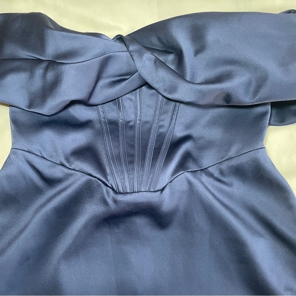 House of CB- NURUL Navy Satin Draped Strapless Dress Size XL Mini - Picture 5 of 12